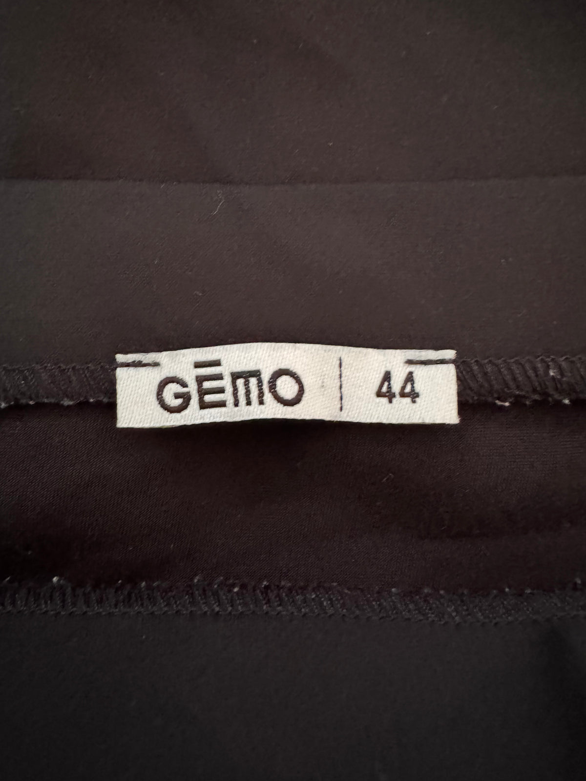 Jupe longue noire satinée Gémo – Taille 44
