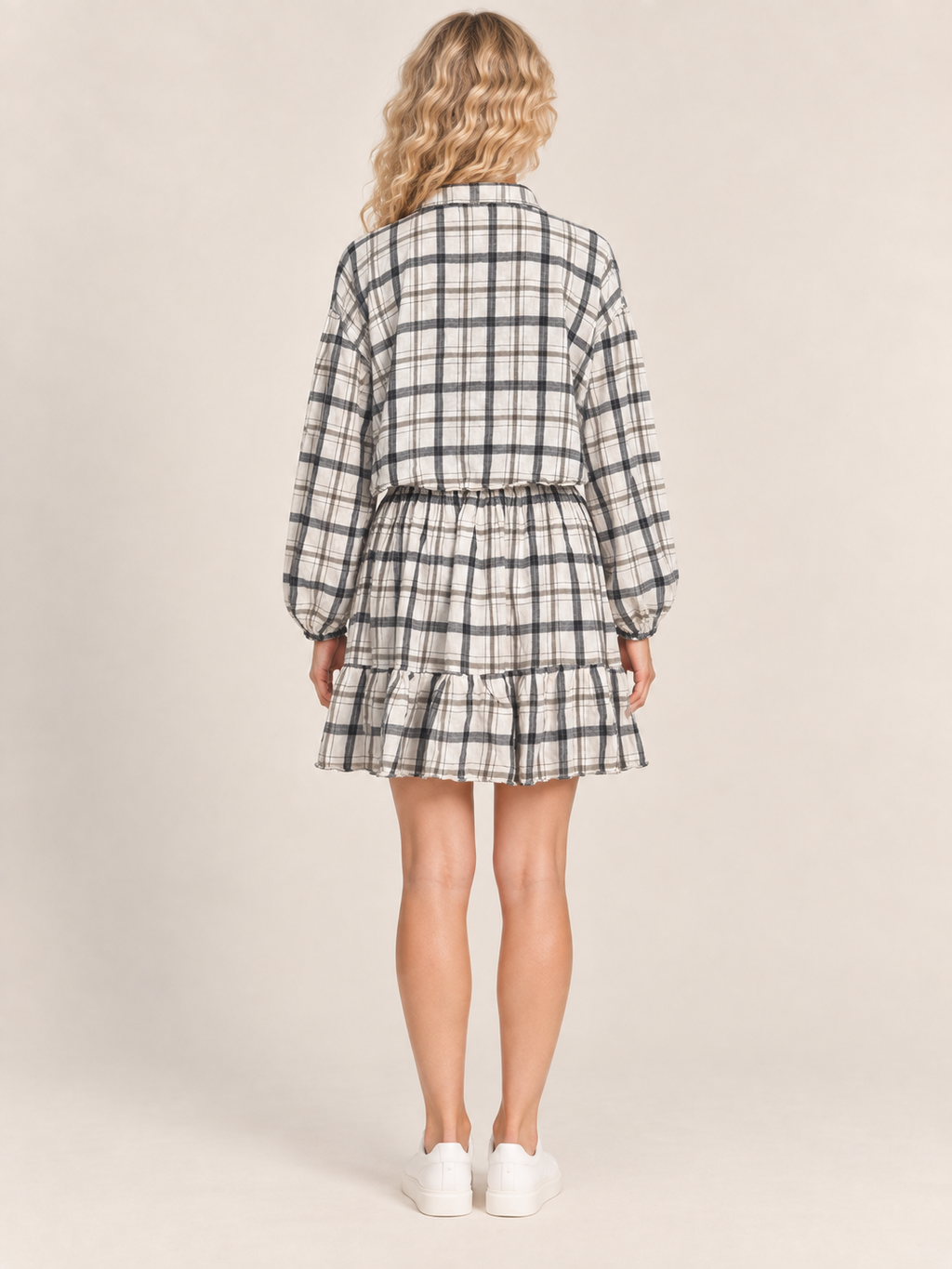 Robe courte à carreaux et dos ouvert – ASOS DESIGN – Taille 38