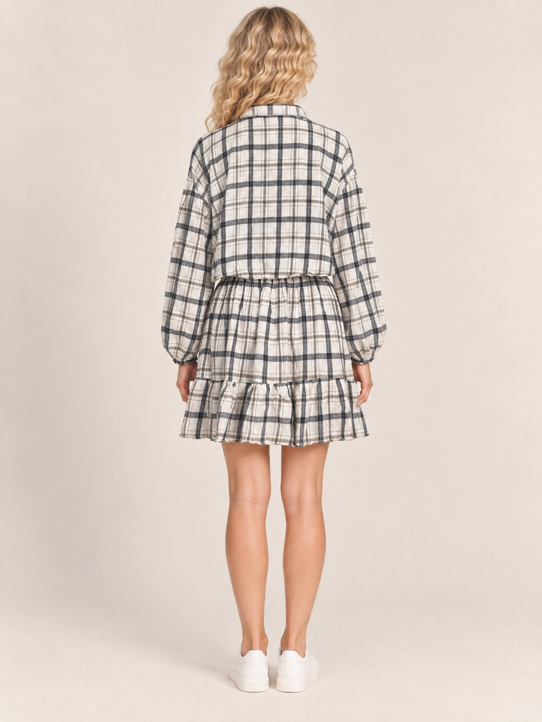 Robe courte à carreaux et dos ouvert – ASOS DESIGN – Taille 38