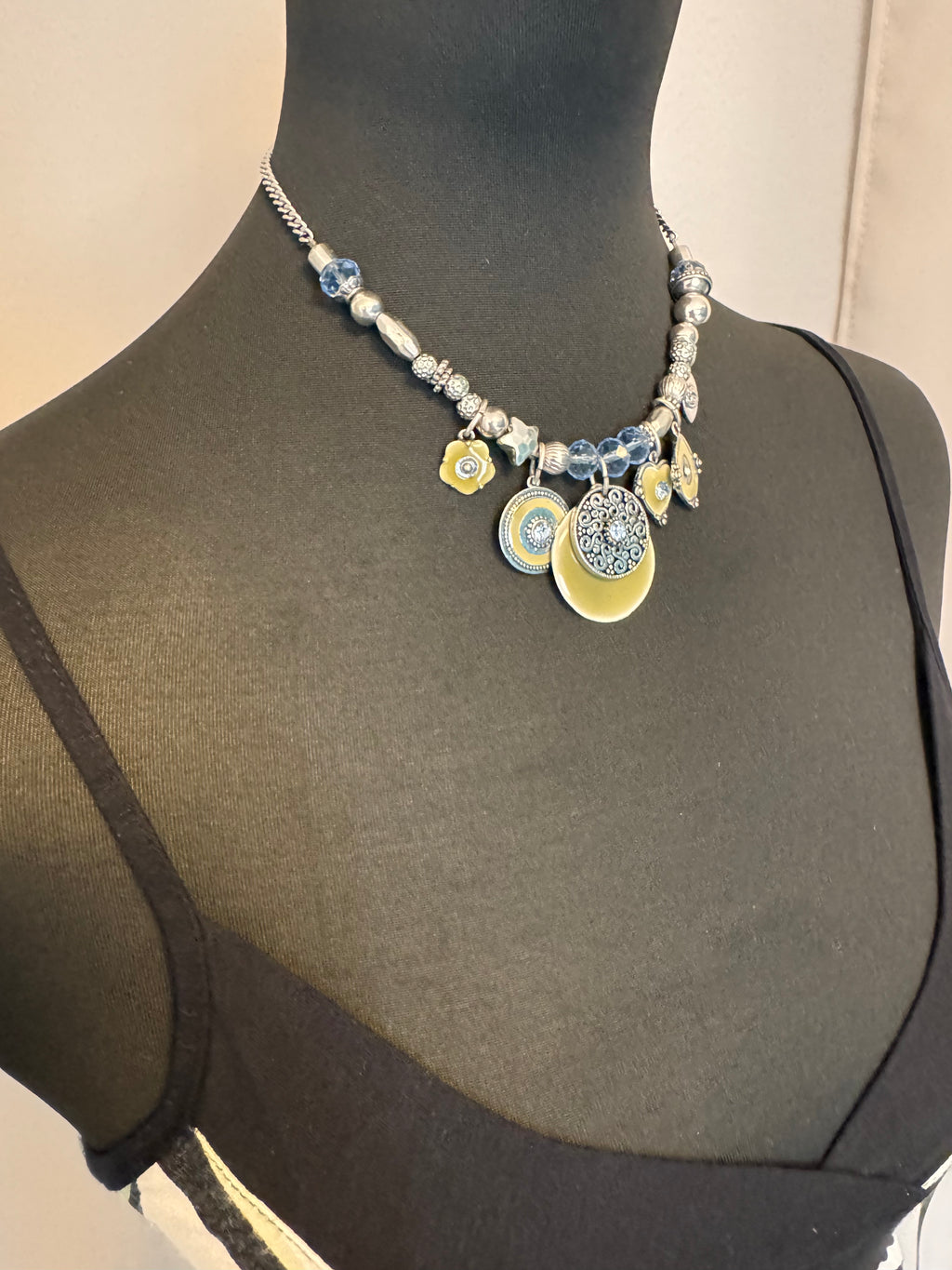 Collier fantaisie bohème chic multicolore