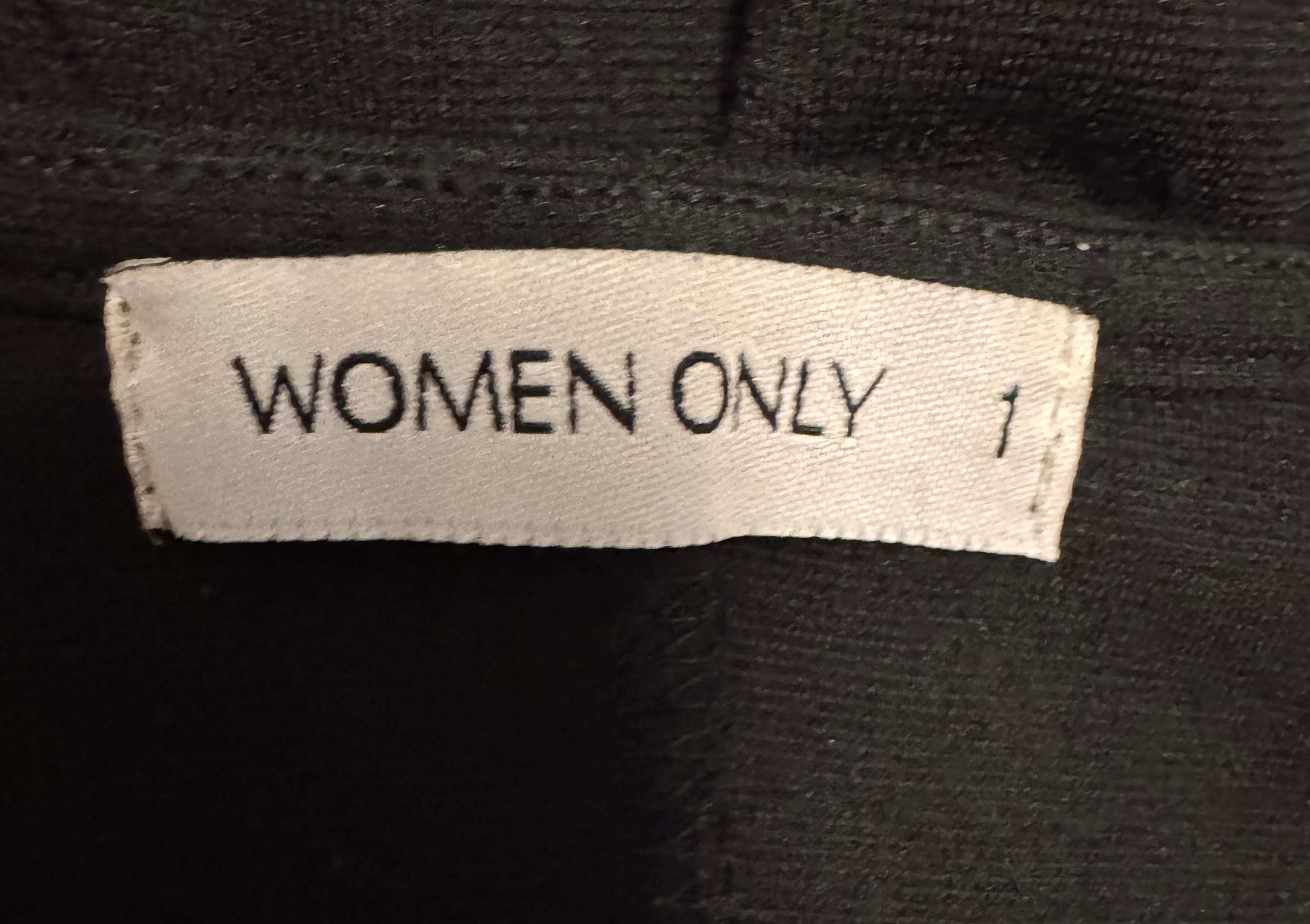 Robe noire drapée scintillante – WOMEN ONLY