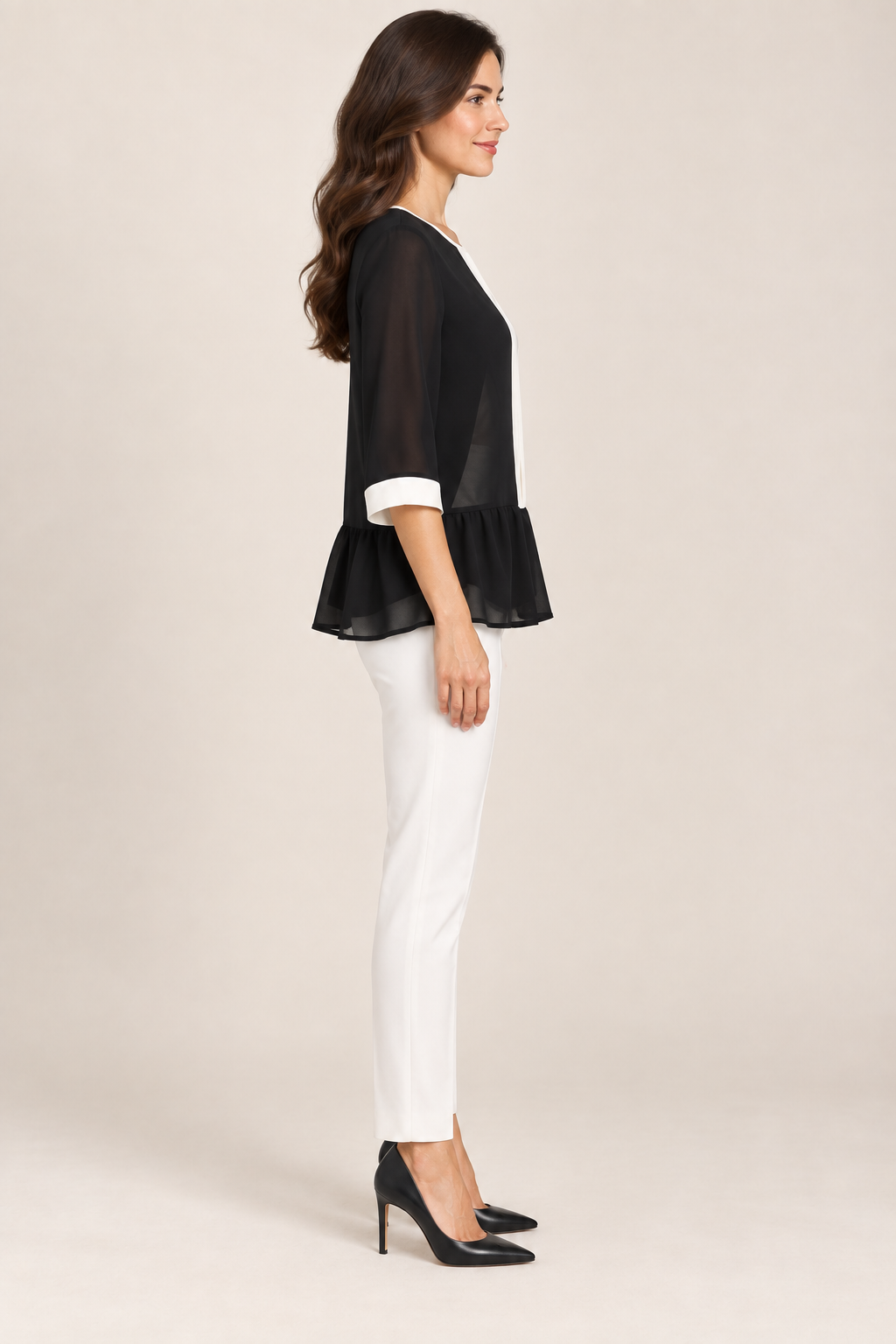 Blouse noire et écrue à volant – AGATHE VELMONT – Taille 3