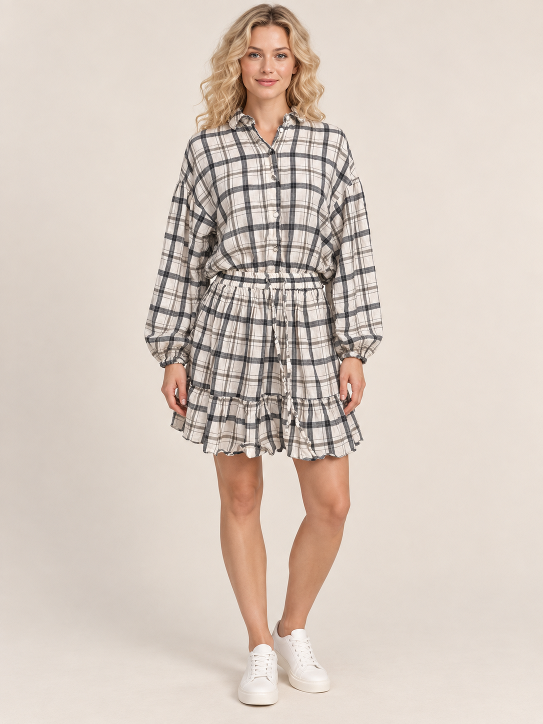Robe courte à carreaux et dos ouvert – ASOS DESIGN – Taille 38