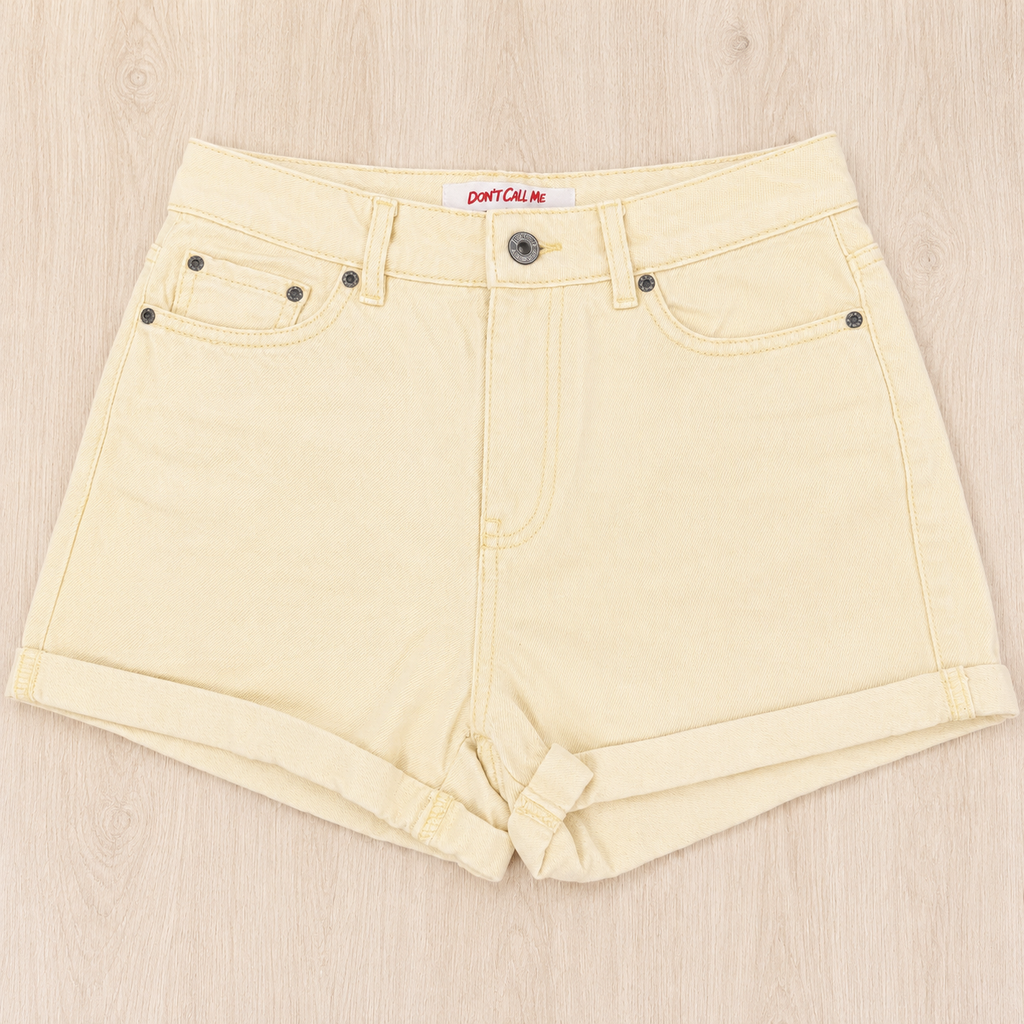 Short en jean jaune pastel taille haute Don’t Call Me by Jennyfer – Taille 34