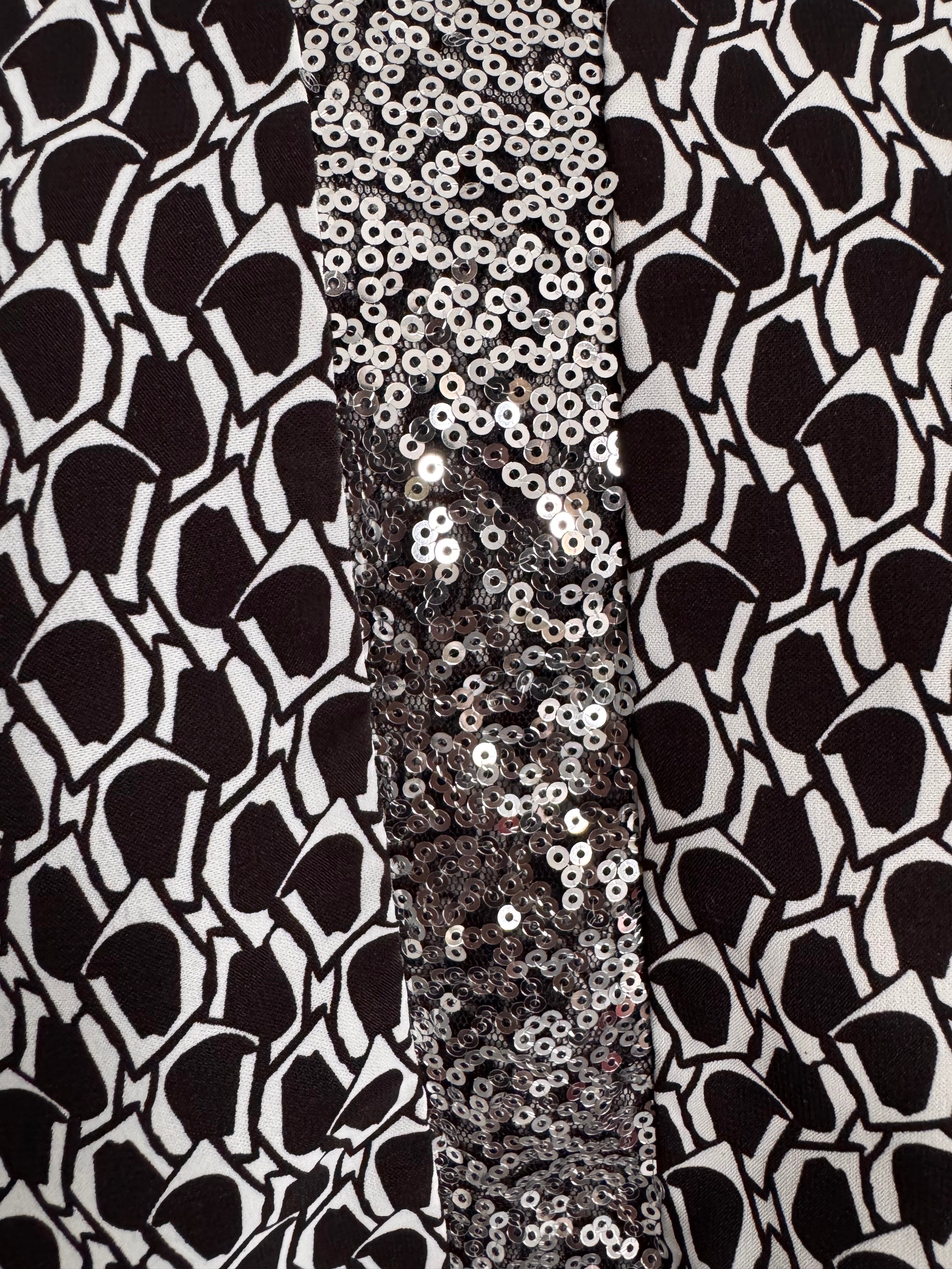 Haut imprimé noir & blanc à sequins – SHEIN