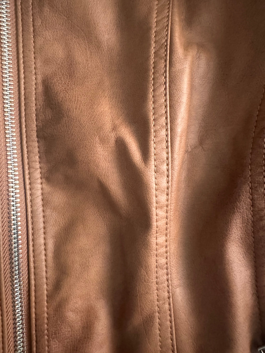 Veste cintrée effet cuir camel – Cache Cache – Taille 40