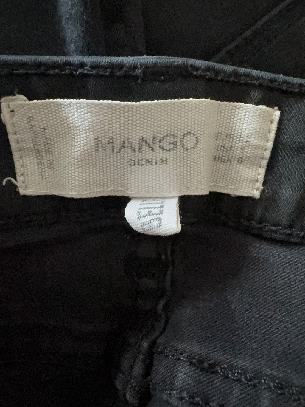 Jean noir Mango – Taille 32 (XS).