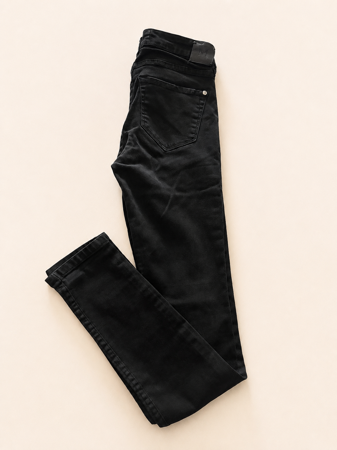 Jean noir Mango – Taille 32 (XS).
