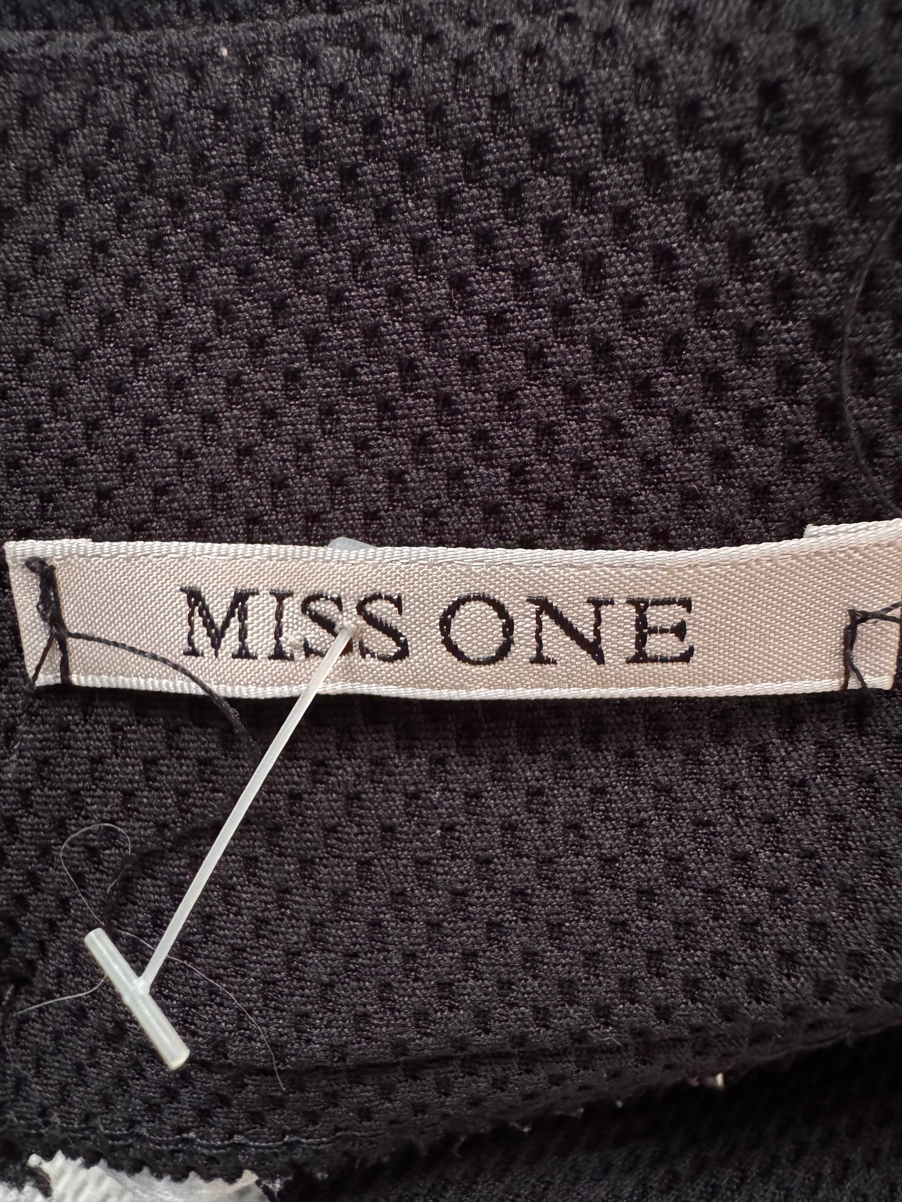 Jupe rayée noire & blanche – Miss One
