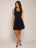 Robe noire texturée à fleurs – Tey Woman