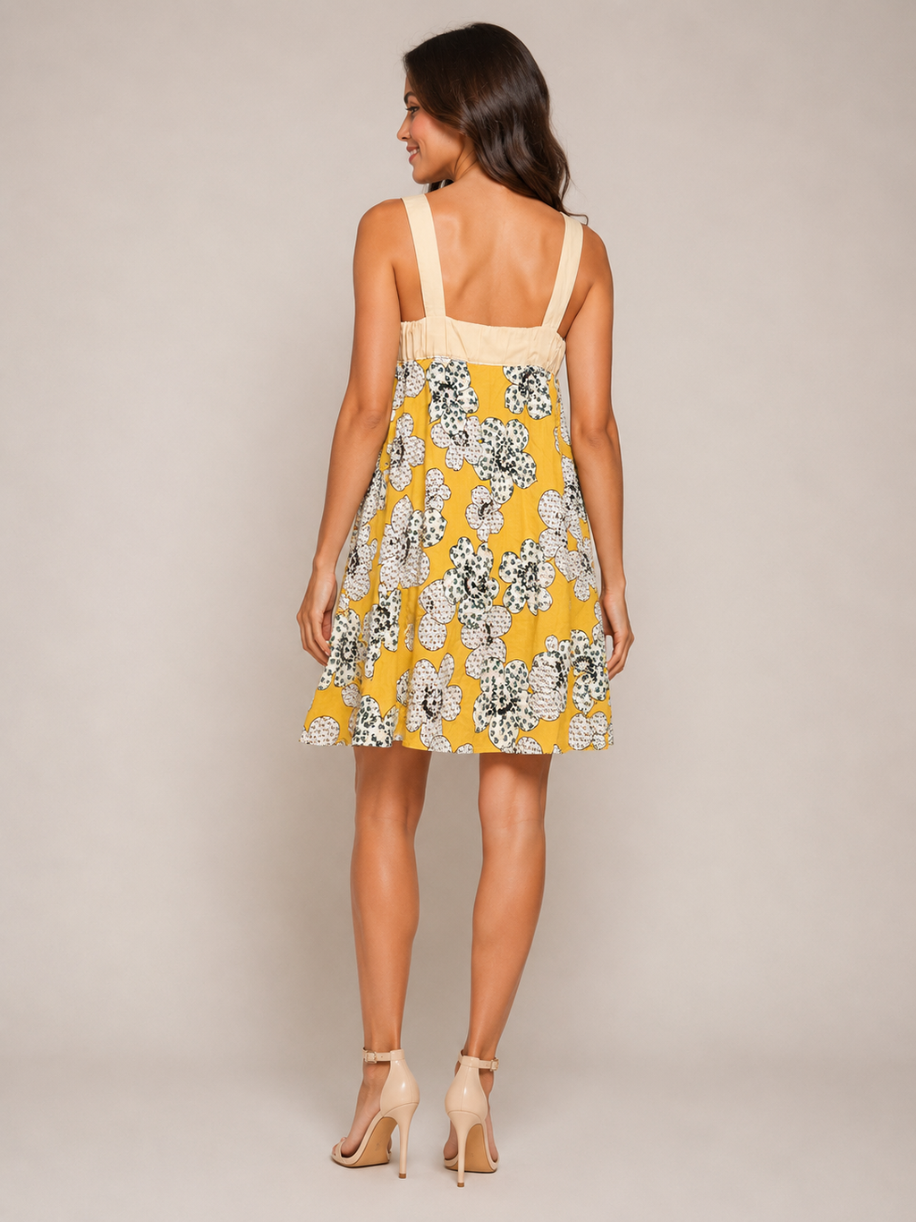 Robe trapèze fleurie en coton – Style