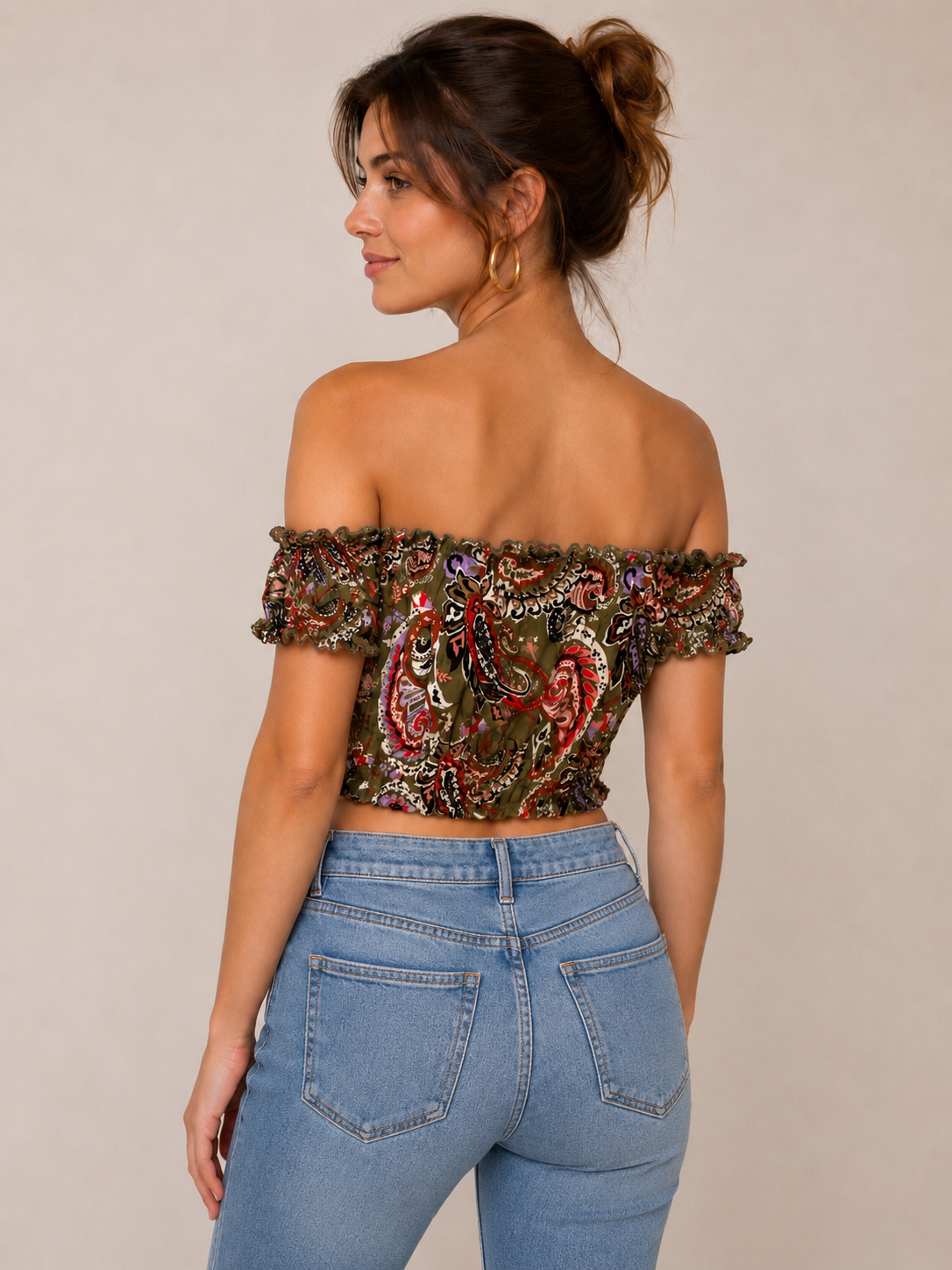 Crop top à épaules dénudées – Imprimé cachemire kaki