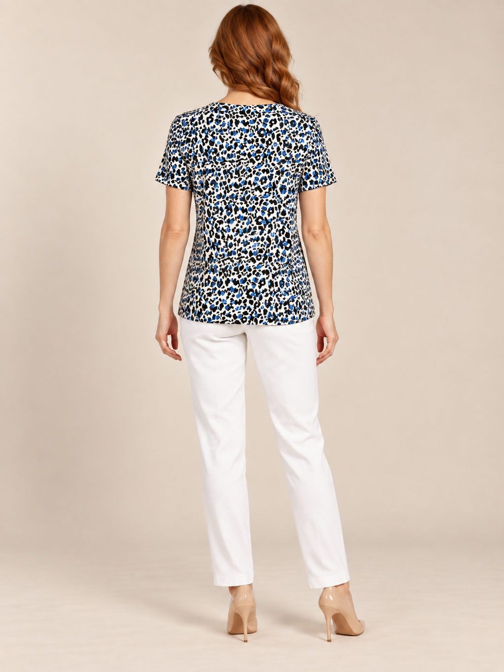 T-shirt Tissaia Basics à imprimé léopard noir et bleu – Taille 38/40